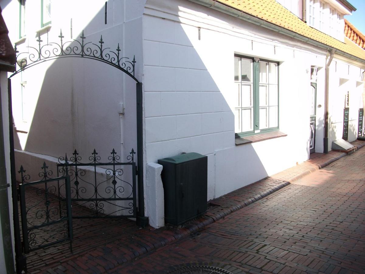 Moij Stuuv Apartamento Greetsiel Exterior foto